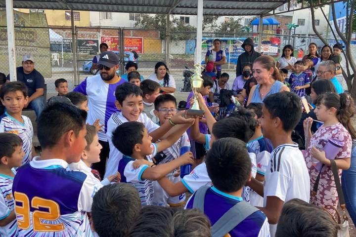 Más de 130 niñas y niños concluyen Copa "Héroes por la Paz" del DIF Morelia: Paola Delgadillo