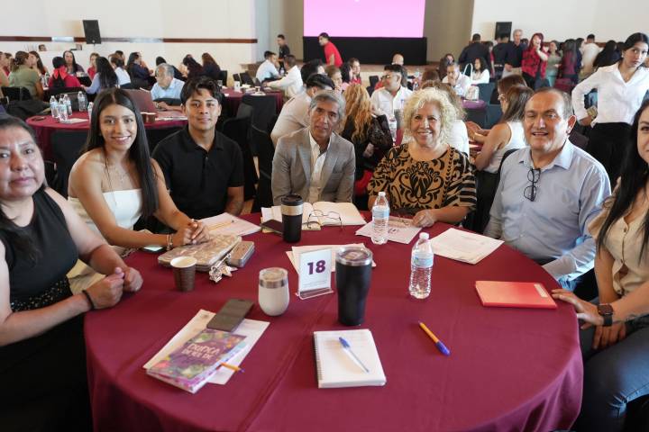 Fortalece Iemsysem formación docente con encuentro nacional de normalismo
