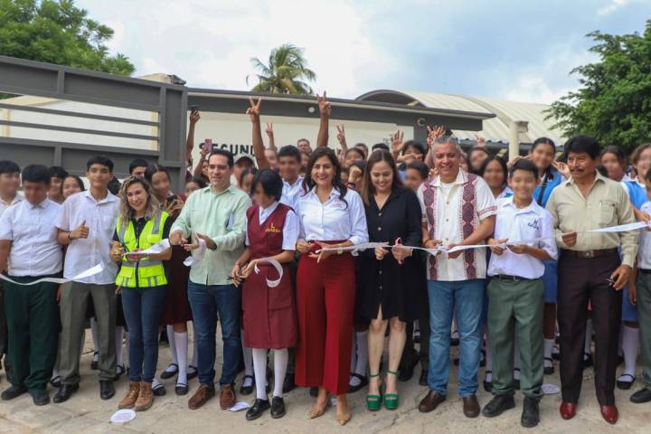 Llevamos la obra educativa a donde más se necesita: Gabriela Molina