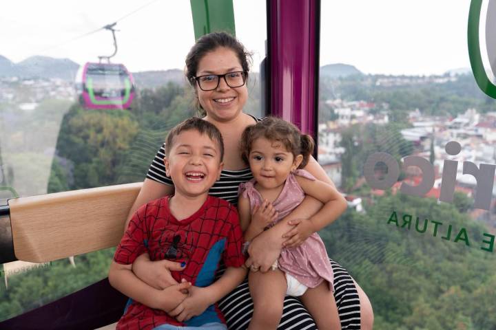 Teleférico ha transportado a 340 mil uruapenses en menos de un mes: Gladyz Butanda