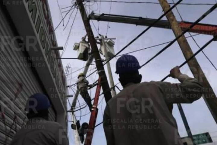 Investiga FGR daños a infraestructuras de la comisión federal de electricidad en Apatzingán y Aguililla