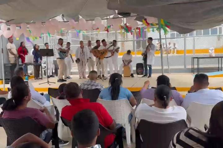 Celebran el Día de las Madres en Centros Penitenciarios de Michoacán