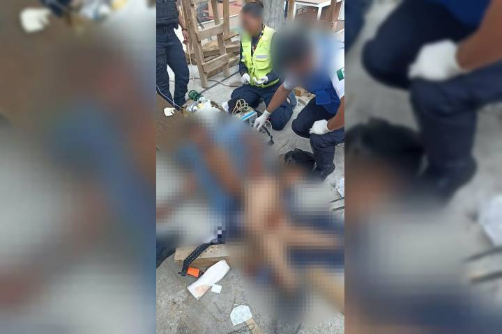 Albañil cae de tres metros de altura y se encaja una varilla, al sur de Morelia