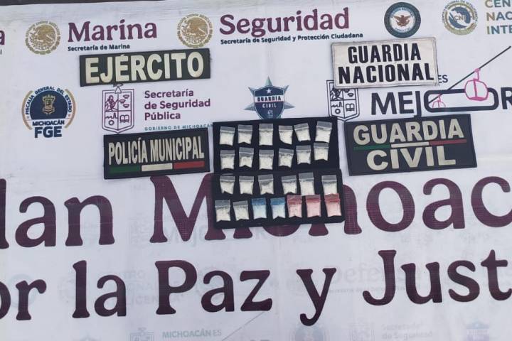 SSP asegura a 9 personas en posesión de 55 envoltorios con droga