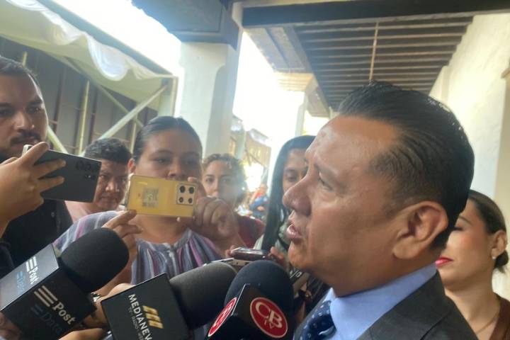 Fiscal aclara que celular vinculado al caso Carlos Manzo no fue localizado en la escena