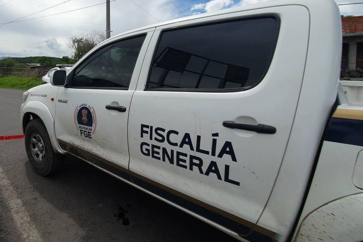 Hallan a hombre asesinado en lote baldío de Galaxia Tarímbaro