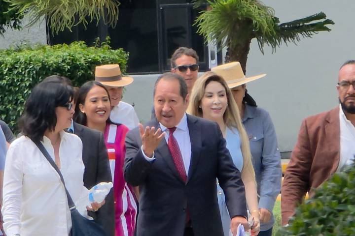 Leonel Godoy acusa "política carroñera" tras declarar por caso Manzo; el pleito con los del sombrero escala
