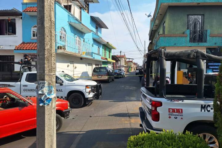 Entre la vida y la muerte, tras ser baleado en un autolavado de Uruapan