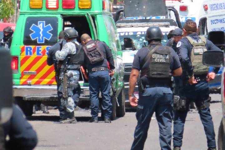 Seis policías y un civil lesionados, tras agresión armada en Zamora