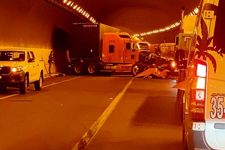 Se registra choque entre dos tráilers en la Pátzcuaro-Cuitzeo