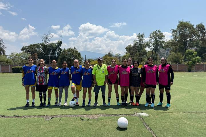 Jalo Futbolero 2026 reúne a 2 mil jóvenes en su etapa regional