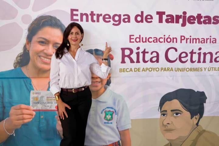 Arranca entrega de tarjetas de becas Rita Cetina: Gabriela Molina