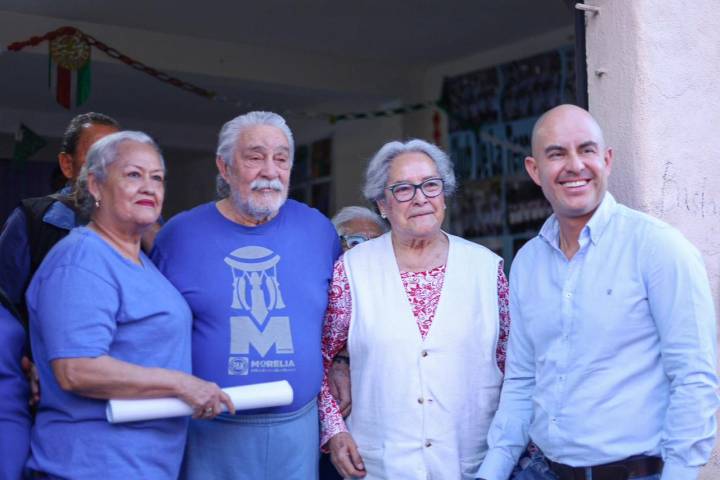 Adolfo Torres reafirma compromiso social del Ooapas con adultos mayores