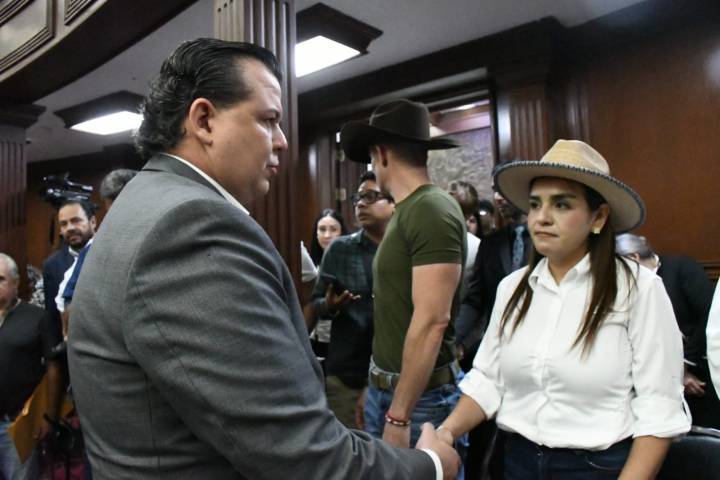 Diputados del PRI apoyan al Movimiento del Sombrero para que no se limiten las candidaturas independientes