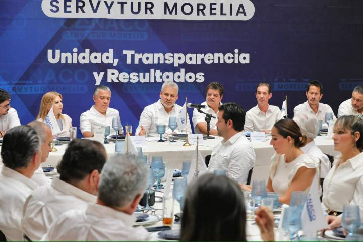 Al tomar protesta al Consejo de Canaco-Servitur Morelia, destaca Bedolla impulso a la infraestructura estatal