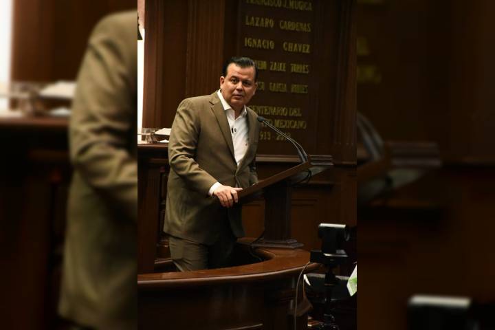 Hay alcaldes y diputados vinculados al crimen organizado y las reformas no prevén sanciones a los partidos que los postulen: Memo Valencia