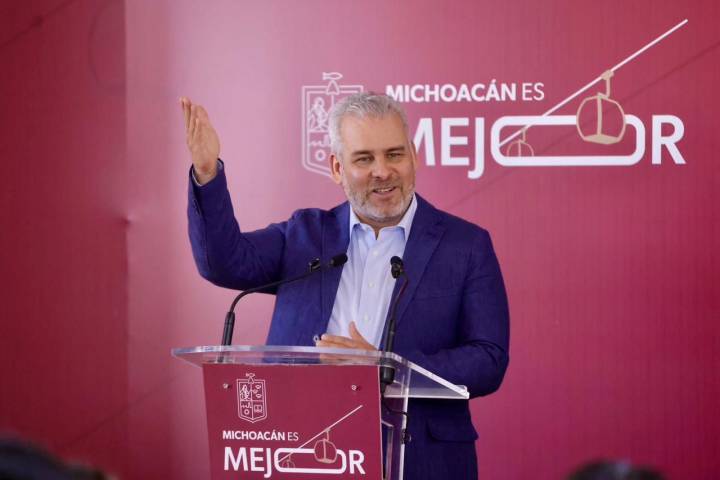 Celebra Bedolla reforma para frenar narcocandidaturas en Michoacán