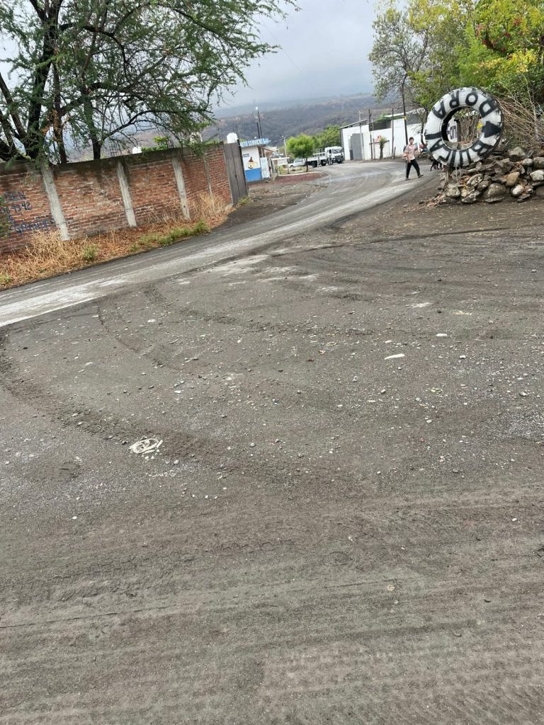 Localizan cadáver baleado en Apatzingán