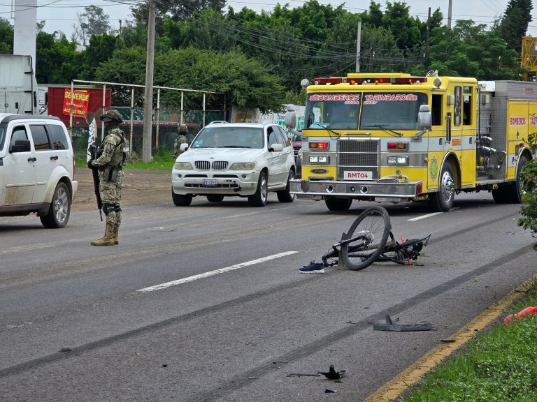 Muere joven ciclista atropellado por camioneta en Morelos Norte, salida a Salamanca