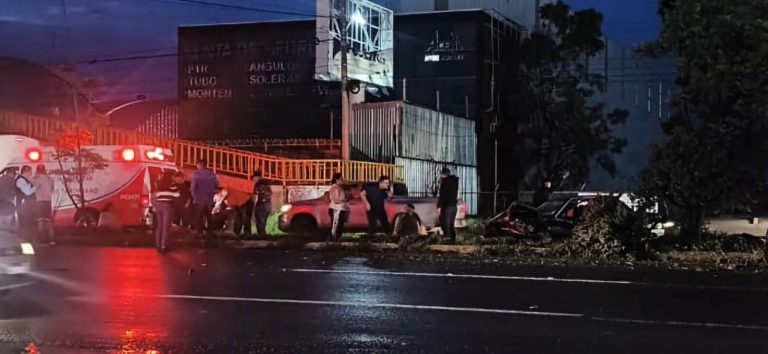 Se registra aparatoso choque múltiple en la avenida Morelos Norte de Morelia
