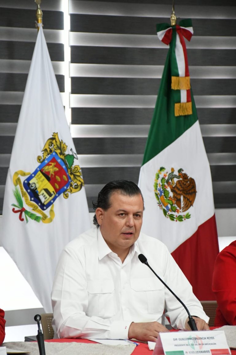 Narcocorrido en el Congreso exhibe la incongruencia de Morena: Memo Valencia
