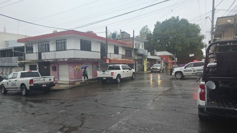 Automovilista es ultimado a balazos a un costado de la Unidad Deportiva de Uruapan
