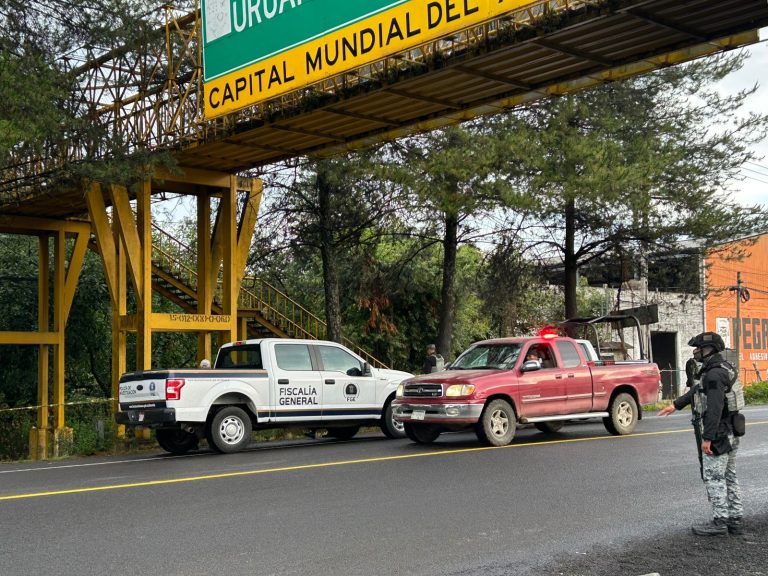 Localizan a joven mujer sin vida en el puente del Cetis 27, sobre la carretera Uruapan-Paracho