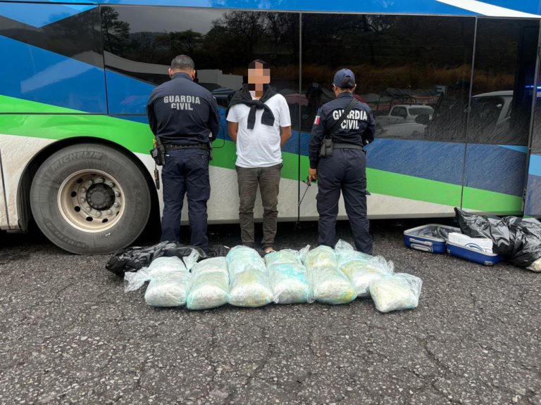 Aseguran Guardianes del Camino más de 27 kg de mariguana en la Autopista Siglo XXI