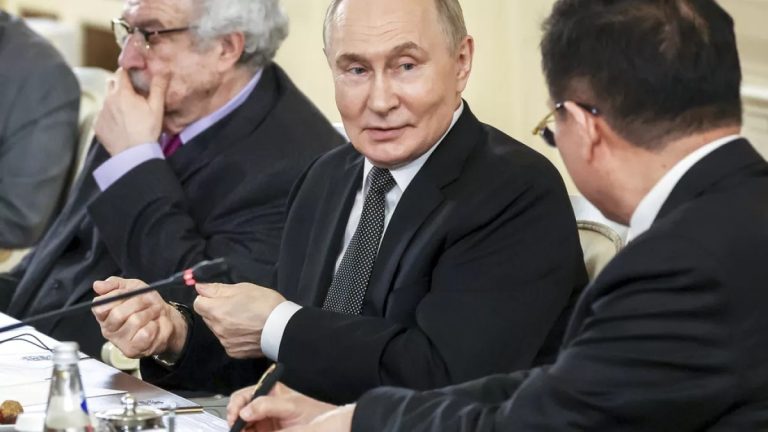 Rechaza Putin negociar el fin de la guerra en Ucrania con Zelensky