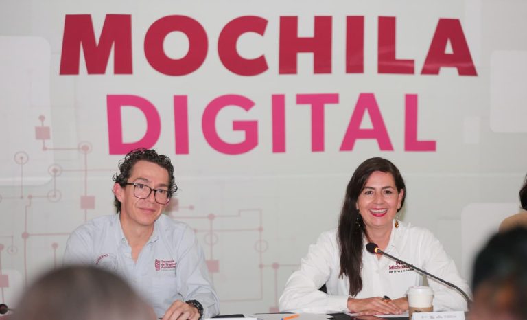 Mochila Digital reduce trámites y previene abandono escolar