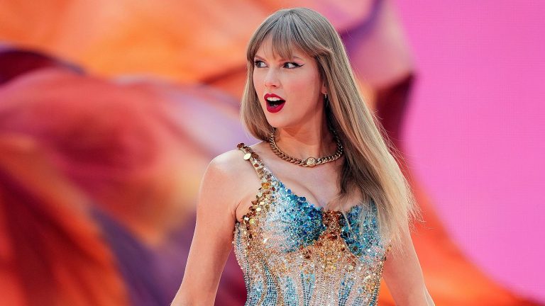 Taylor Swift anuncia lanzamiento de un tema que escribió para «Toy Story 5»